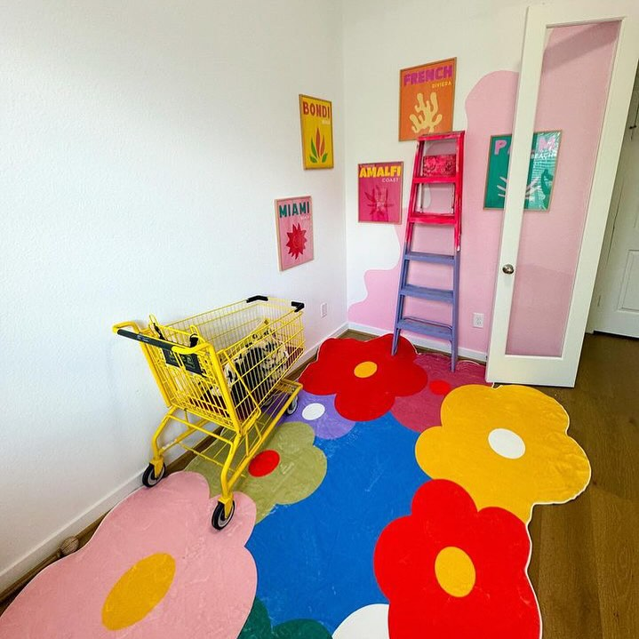 LanySpace Funky Flowers Rug in Kid's Room