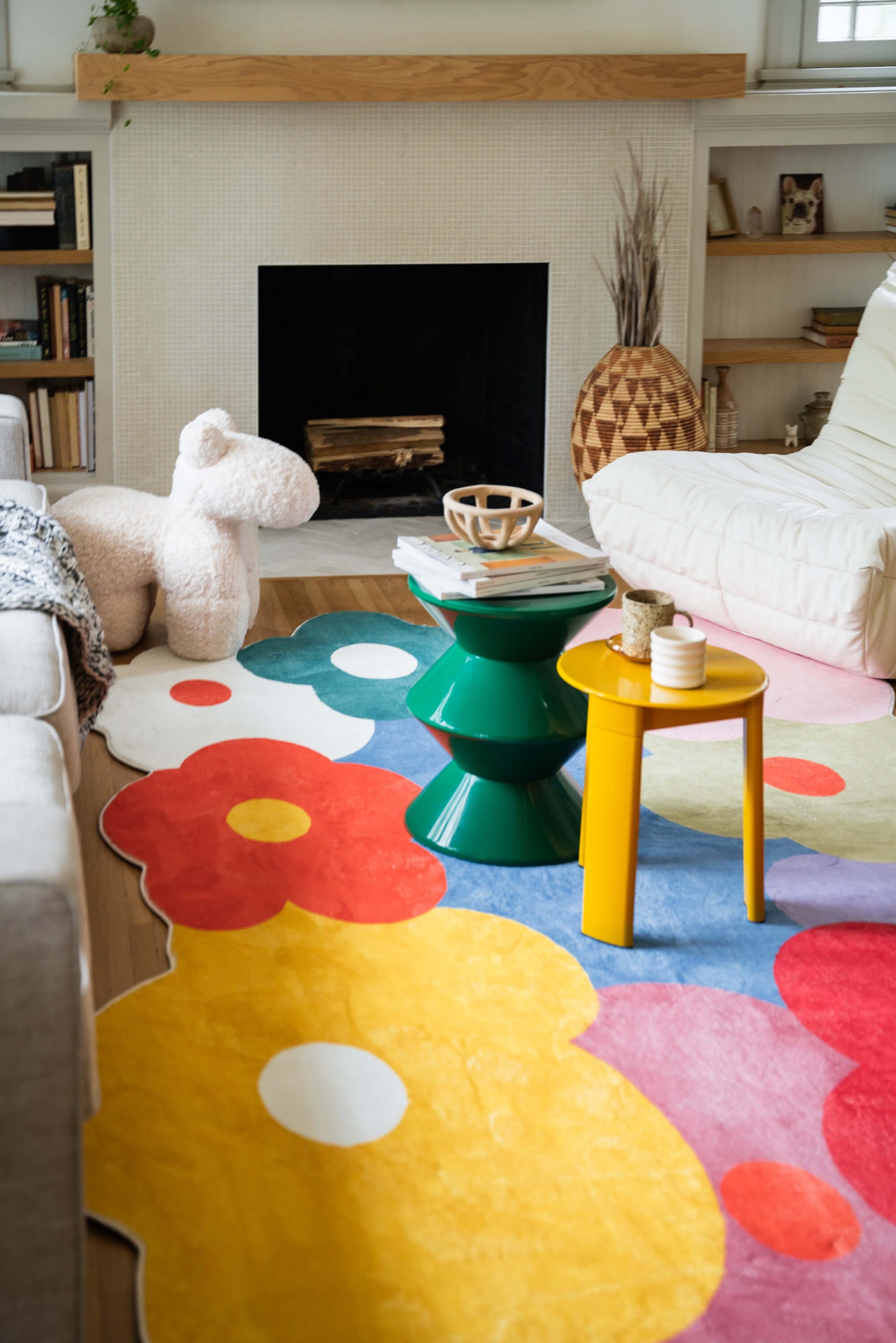 LanySpace Funky Flowers Rug in Living Room