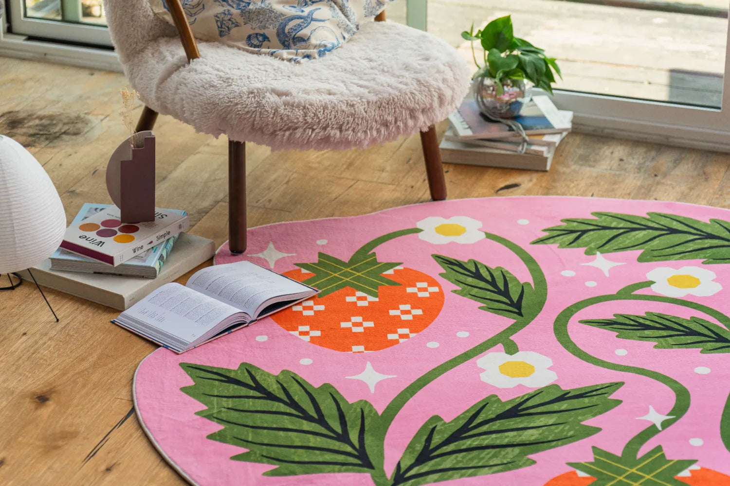 Why Lany Space Choose Polyester to Make Rugs