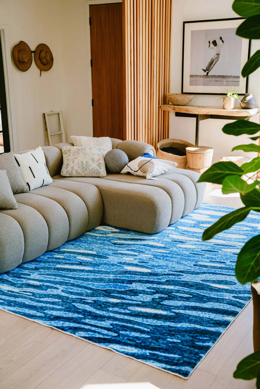 Top 10 Designer Rugs for Luxury Interiors——LanySpace