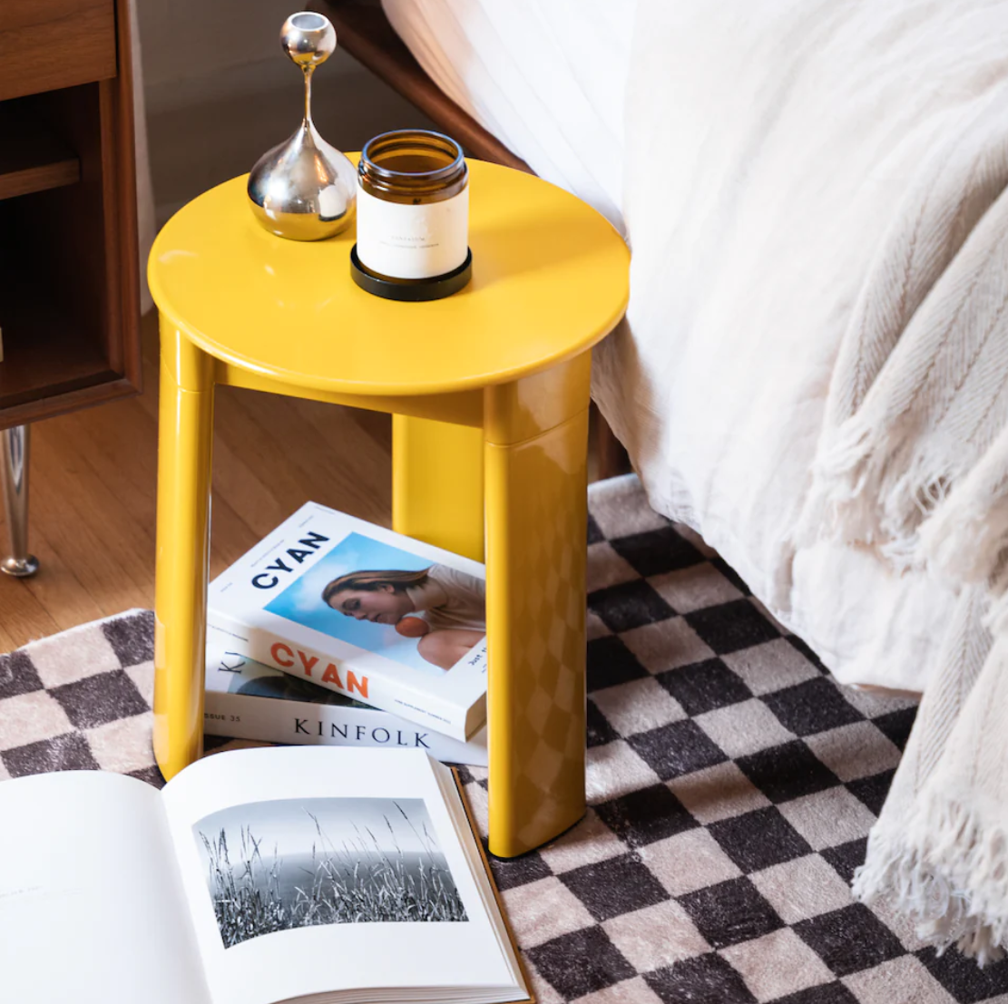LanySpace Chocolate Brown Checkered Rug and Table